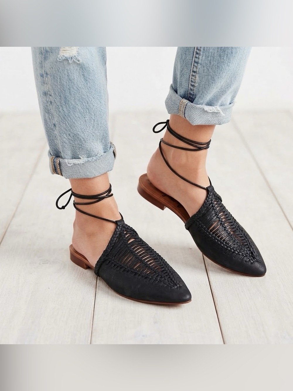 FREE PROPLE Size 40 | 9-9.5 Black Dana Flats Woven Leather Pointed Mules Sandals